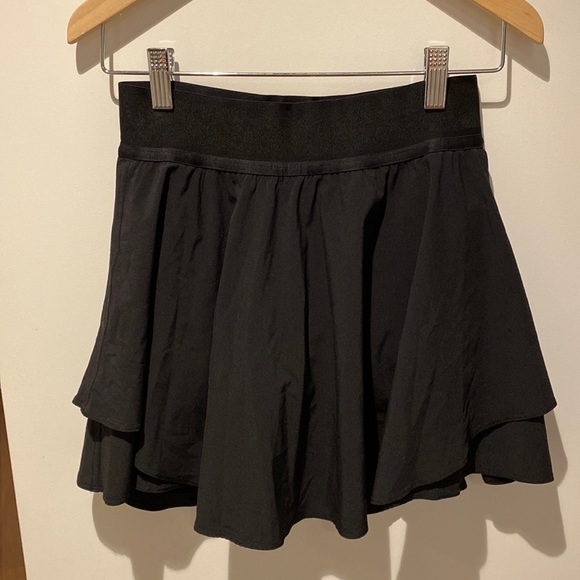 lululemon athletica Dresses & Skirts - Lululemon Court Rival Skirt - 4 TALL